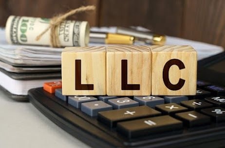 How do you form an LLC_